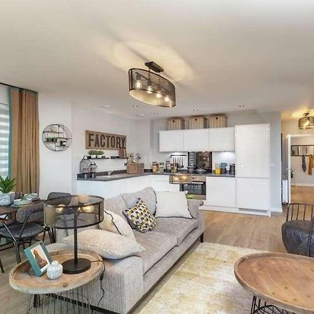 Newly Built Luxury 2 Bed Apartment!!! 伦敦 外观 照片