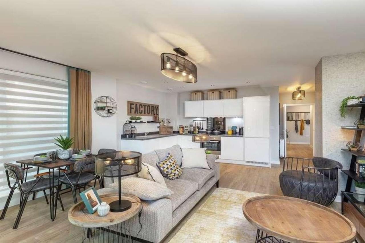Newly Built Luxury 2 Bed Apartment!!! 伦敦 外观 照片